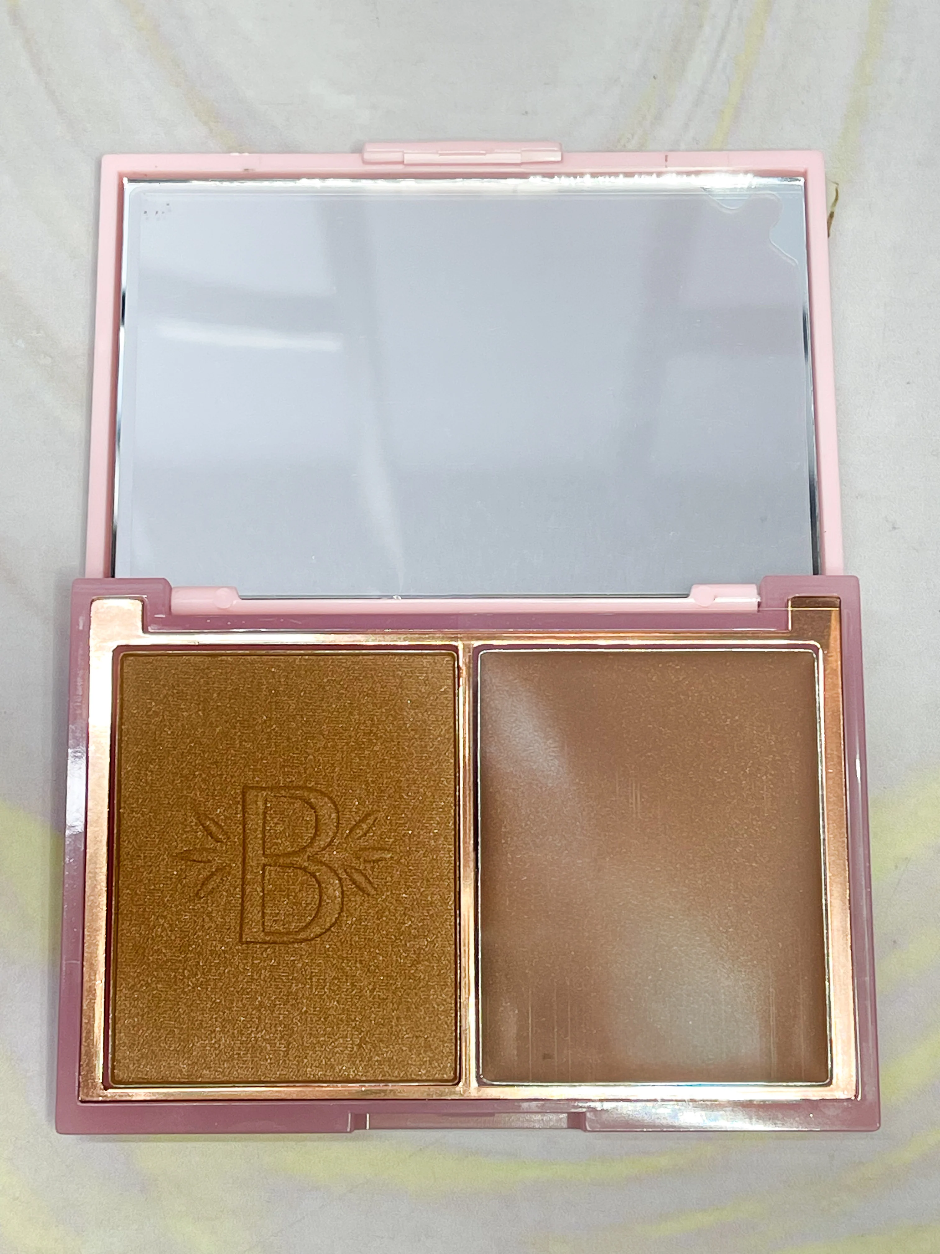 Bloom Bronzer Tropical LUMINOUS Bloomshell - Image 3