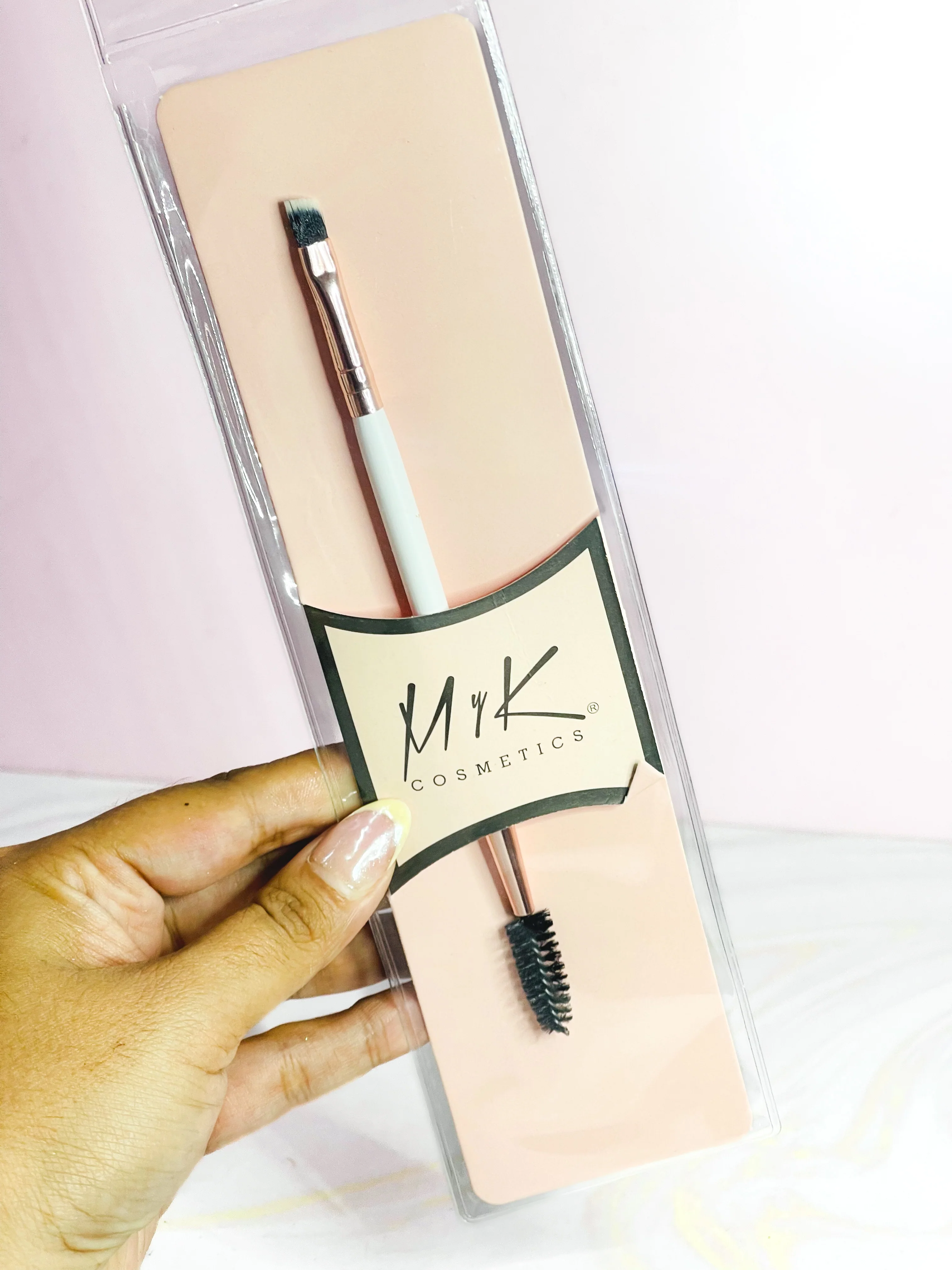 Brocha de cejas MYK