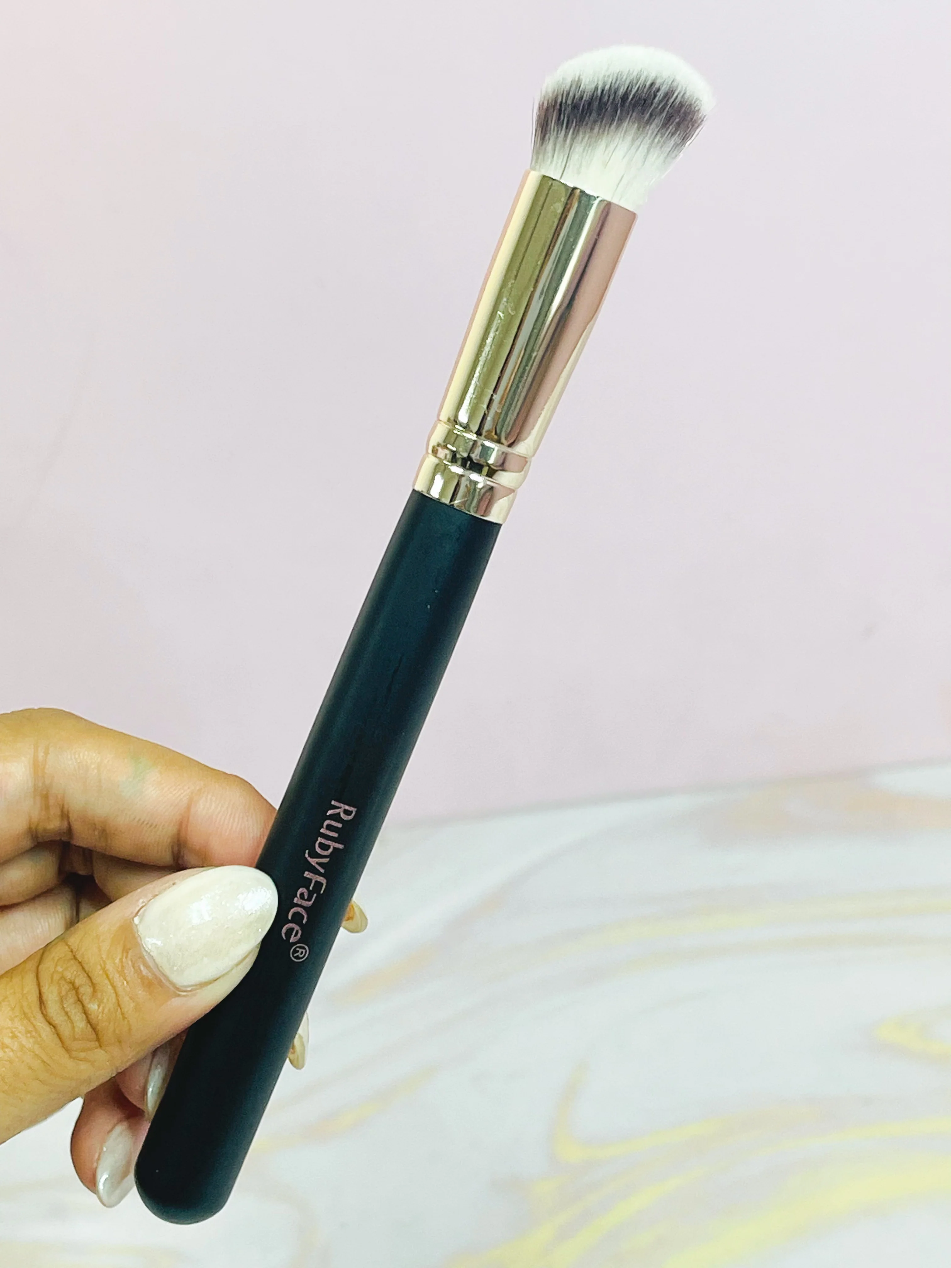 Brocha de corrector OH25-27 Ruby Face - Image 2