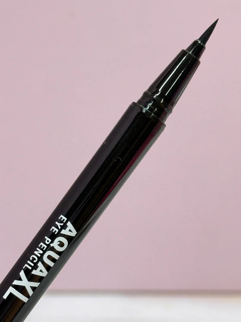Delineador ultimate pen en plumón NEGRO OG - Image 2