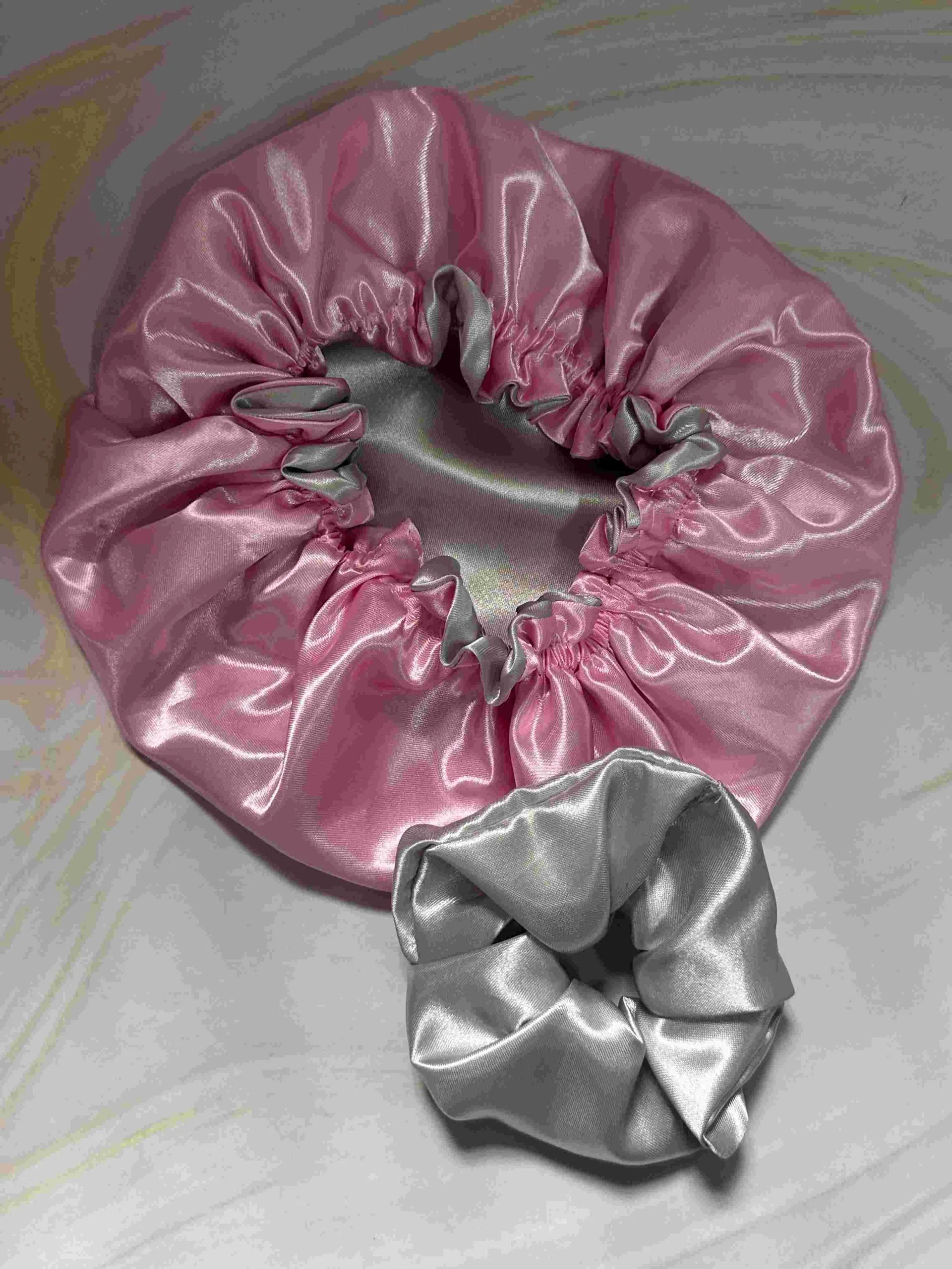 Gorro de satín + scrunchie - Image 2