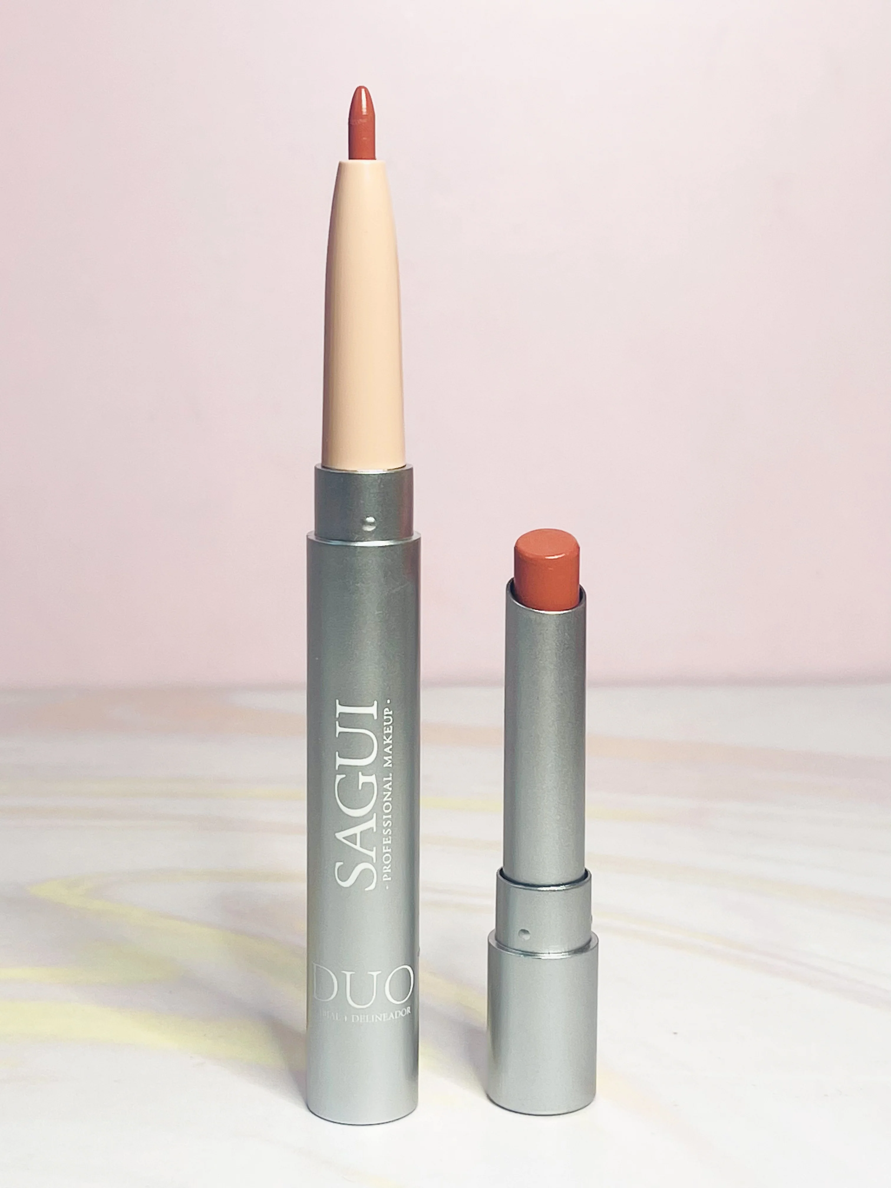 Labial en barra + delineador de labios Ref 645 Sagui - Image 3