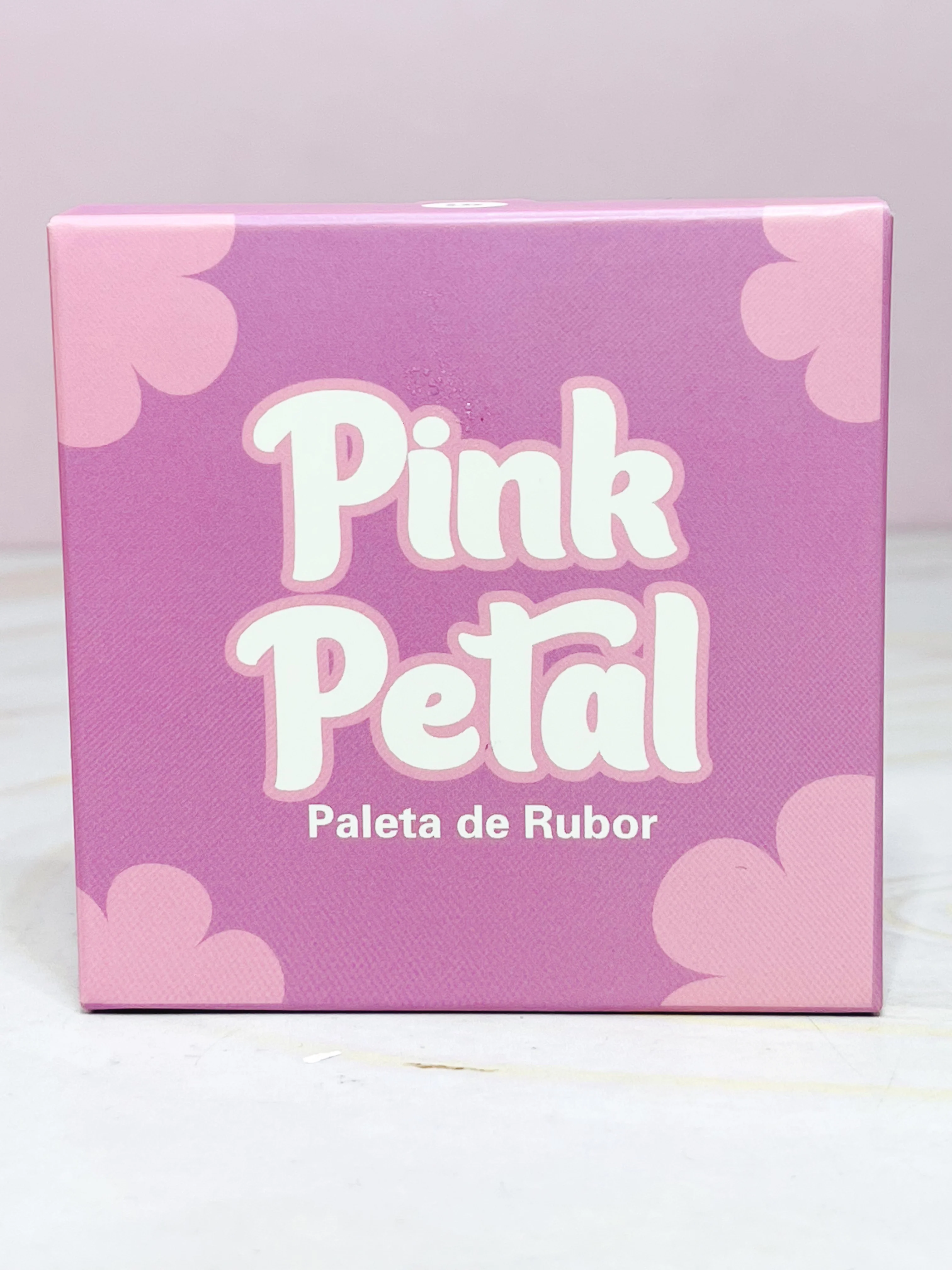 Trio de rubores + iluminador Pink Petal Alma Beauty